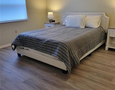3275 Beneva Road - Photo Thumbnail 7