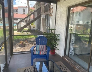 1614 Stickney Point Road - Photo Thumbnail 8