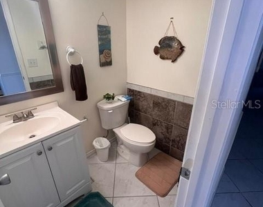 1614 Stickney Point Road - Photo Thumbnail 5