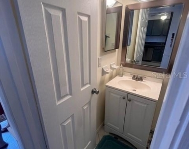 1614 Stickney Point Road - Photo Thumbnail 1