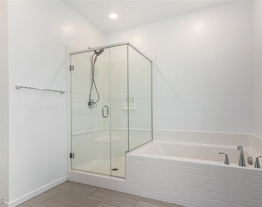 12332 Switchgrass Avenue - Photo Thumbnail 24