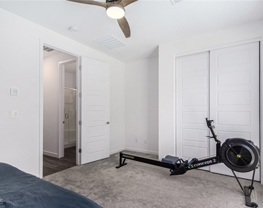 12332 Switchgrass Avenue - Photo Thumbnail 31