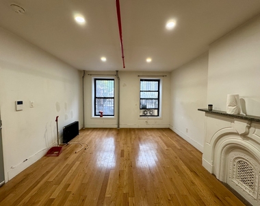 9 West 129th Street - Photo Thumbnail 1
