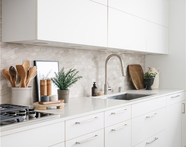 2230 Newport Boulevard - Photo Thumbnail 8