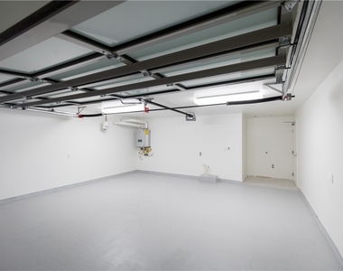 2210 Newport Boulevard - Photo Thumbnail 21