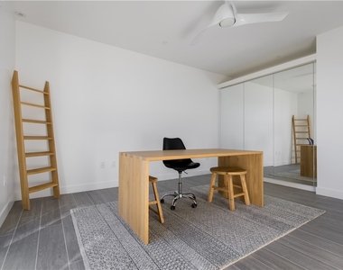 2210 Newport Boulevard - Photo Thumbnail 13