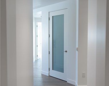 2210 Newport Boulevard - Photo Thumbnail 6