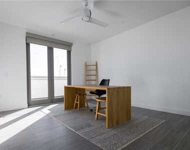 2210 Newport Boulevard - Photo Thumbnail 12