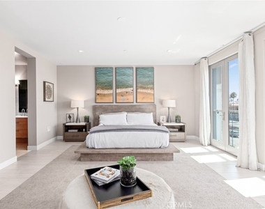 2280 Newport Boulevard - Photo Thumbnail 2