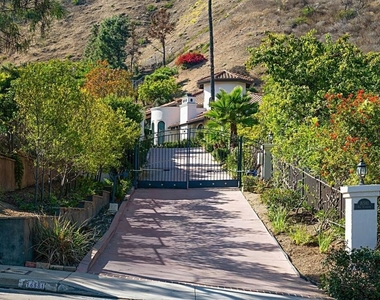 16581 Via Floresta - Photo Thumbnail 2