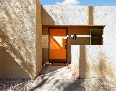 985 N Tuxedo Circle - Photo Thumbnail 4