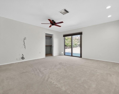 985 N Tuxedo Circle - Photo Thumbnail 13