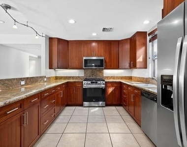 985 N Tuxedo Circle - Photo Thumbnail 15