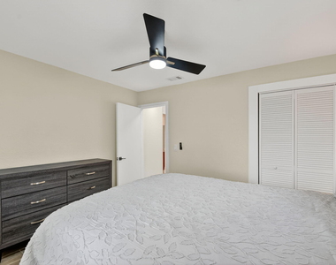 5008 Parker Avenue - Photo Thumbnail 22