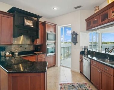 1130 Sw Chapman Way - Photo Thumbnail 11