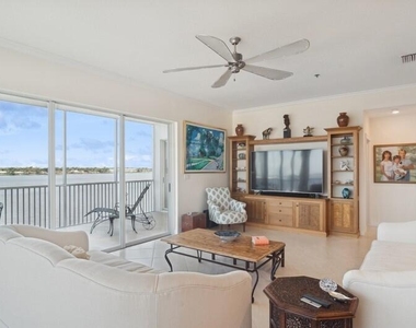 1130 Sw Chapman Way - Photo Thumbnail 4
