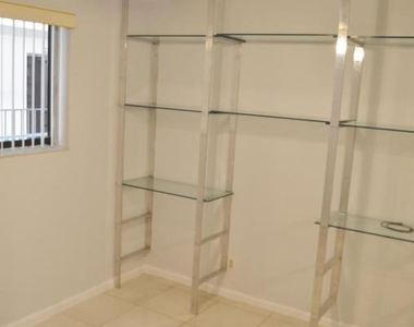 5220 Las Verdes Circle - Photo Thumbnail 14