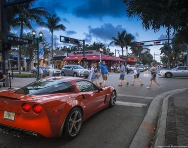5220 Las Verdes Circle - Photo Thumbnail 44