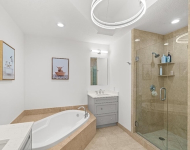 701 S Olive Avenue - Photo Thumbnail 6