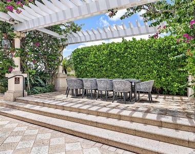 701 S Olive Avenue - Photo Thumbnail 13