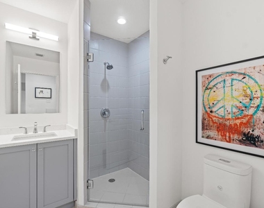 701 S Olive Avenue - Photo Thumbnail 8