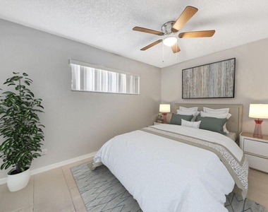 2812 S Garden Drive - Photo Thumbnail 14