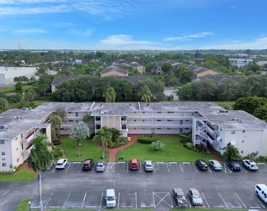 2812 S Garden Drive - Photo Thumbnail 21