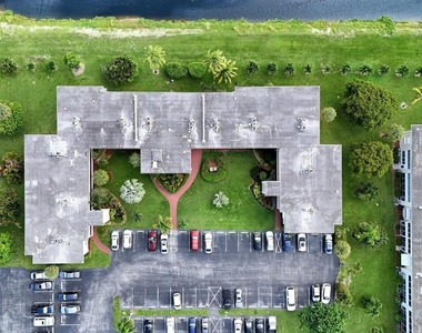 2812 S Garden Drive - Photo Thumbnail 22