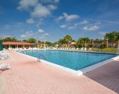 477 Lake Dora Drive - Photo Thumbnail 4