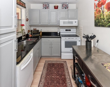 477 Lake Dora Drive - Photo Thumbnail 9