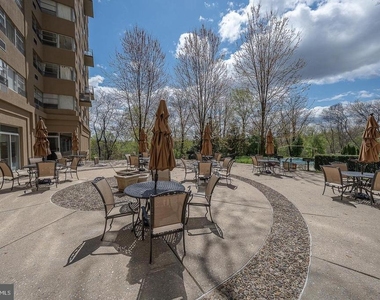 1030 E Lancaster Avenue - Photo Thumbnail 29