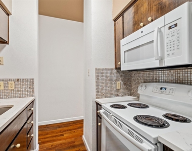 612 Park Pl - Photo Thumbnail 9
