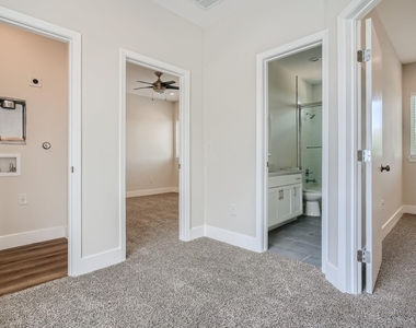 6919 Bethune Ave - Photo Thumbnail 15