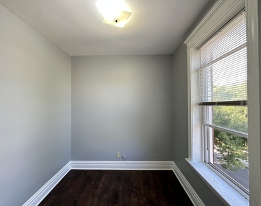 2713 W 16th Street - Photo Thumbnail 13