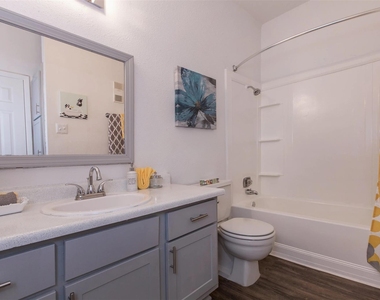 2101 Hayes Road - Photo Thumbnail 5