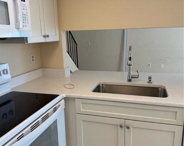 3276 Prince Edward Island Circle - Photo Thumbnail 14