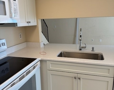 3276 Prince Edward Island Circle - Photo Thumbnail 7