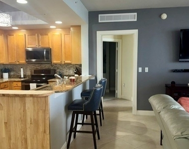 2090 W 1st Street - Photo Thumbnail 16