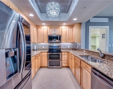 2090 W 1st Street - Photo Thumbnail 4