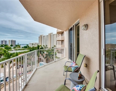 2090 W 1st Street - Photo Thumbnail 9