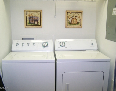 10510 Amiata Way - Photo Thumbnail 1