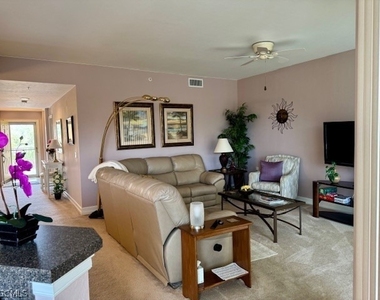 10510 Amiata Way - Photo Thumbnail 4