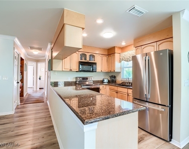 6020 Cypress Lane - Photo Thumbnail 7