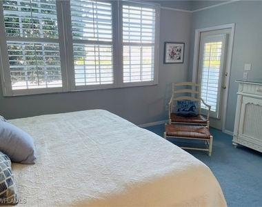 8405 Excalibur Circle - Photo Thumbnail 14
