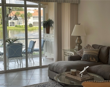 8405 Excalibur Circle - Photo Thumbnail 4