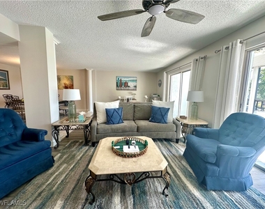 555 Park Shore Drive - Photo Thumbnail 14