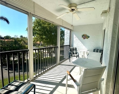 555 Park Shore Drive - Photo Thumbnail 30
