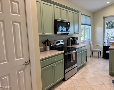 6809 Ascot Drive - Photo Thumbnail 13