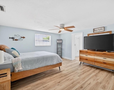 5312 Flora Avenue - Photo Thumbnail 21
