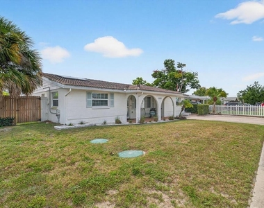 5312 Flora Avenue - Photo Thumbnail 2